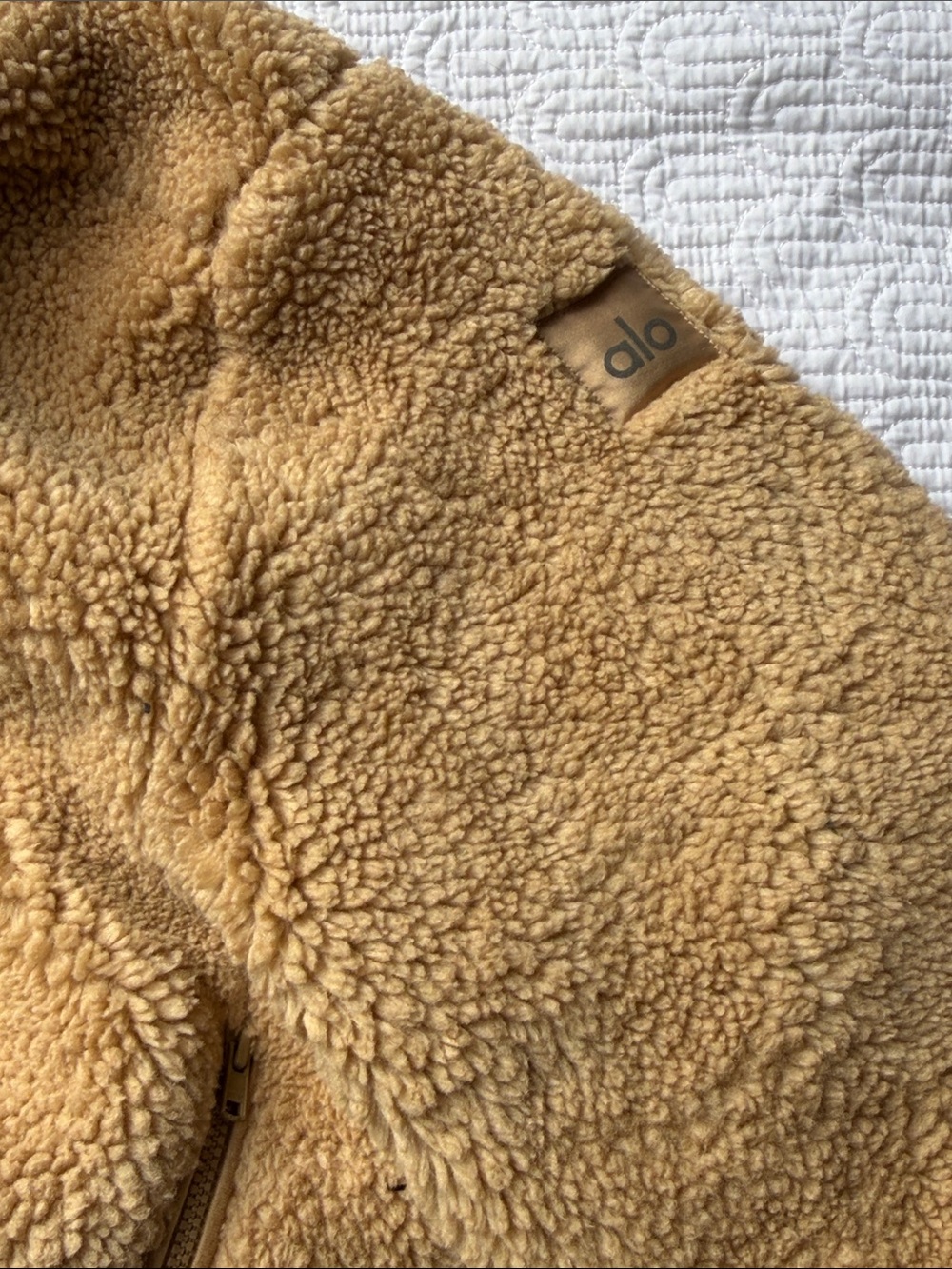 Alo Foxy Sherpa Jacket Camel Tan size small - Picture 6 of 14